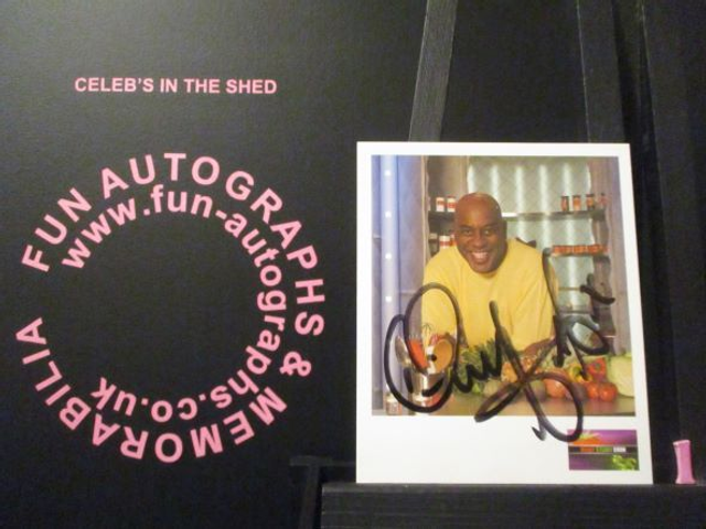 Ainsley Harriott Authentic Autographed Ready Steady Cook Cast Card (1)