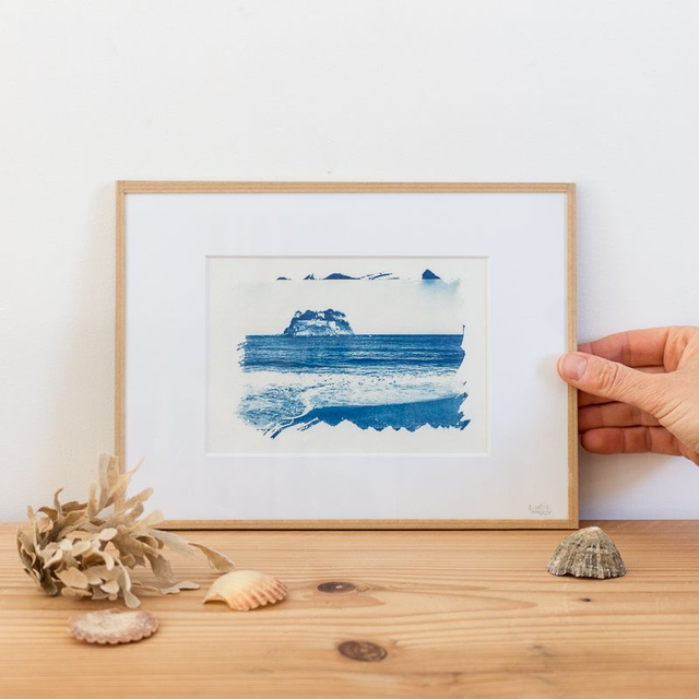 Plage du Guesclin - Cyanotype sous verre - 18x24 cm