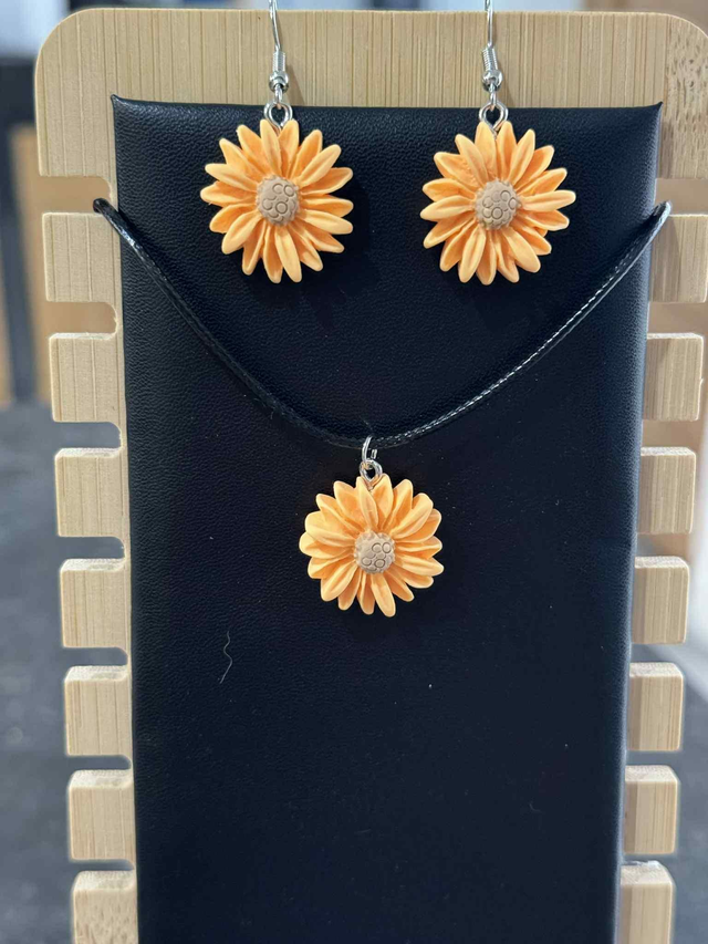 🌼✨ Parure Marguerite Orange – Élégance &amp; Fraîcheur ✨🌼