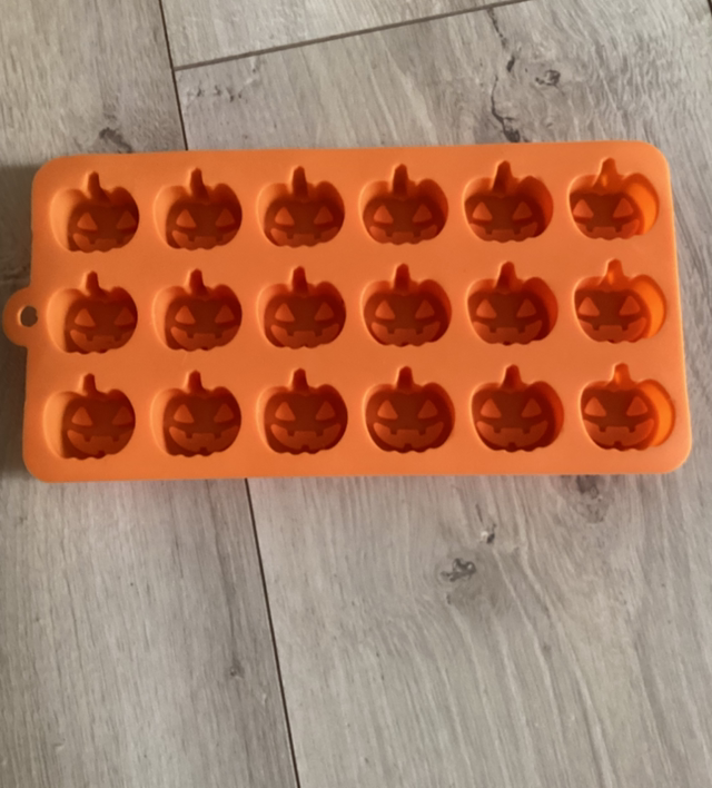 Petit moule citrouilles silicone HALLOWEEN 🎃 occasion 
