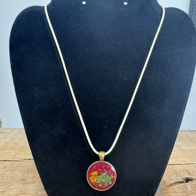 Purple & Dried Flowers Necklace 