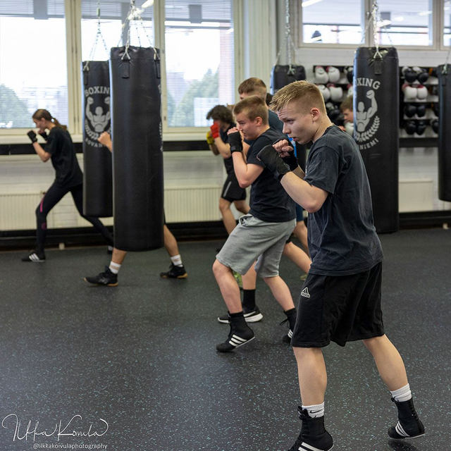 Nuorten tekniikkatreeni huhti-touko/ marras-joulu