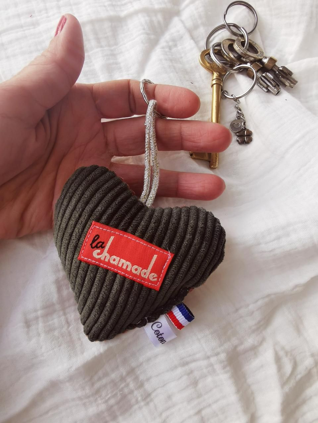 Porte-clefs COLETTE velour kaki et rose