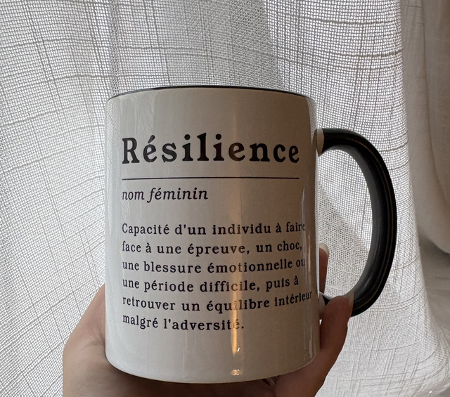 🖤🤍 MUG “RÉSILIENCE” 🤍🖤