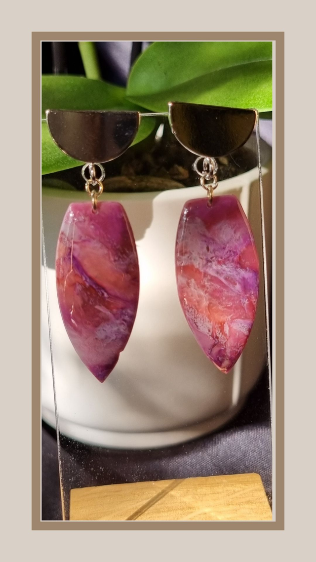 Boucles d&#039;oreilles rose poudré grande goutte 