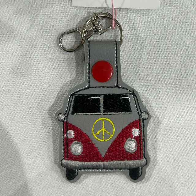 8028 Keyring