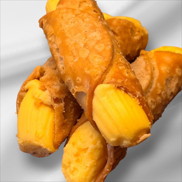 Lemon Cannoli 