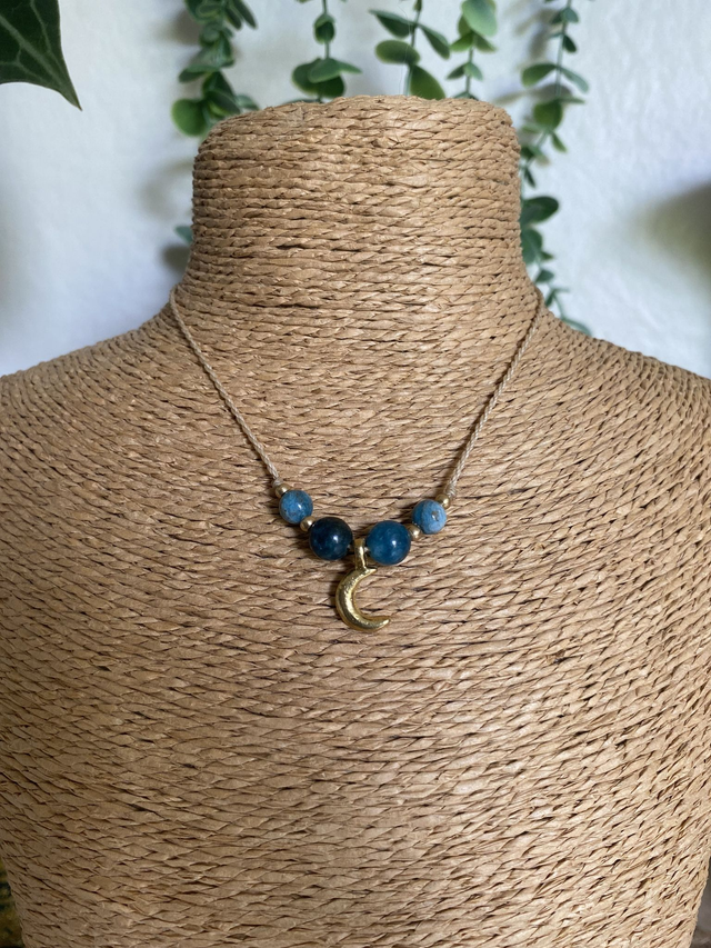 Collier MESSA - APATITE- Lune