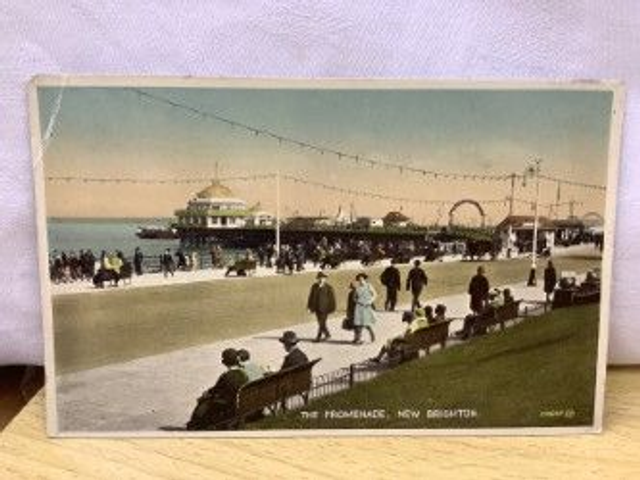 New Brighton, The Promenade, Cheshire, Valentine &amp; Sons Ltd. Vintage Postcard. Our Ref No R398 £2.50