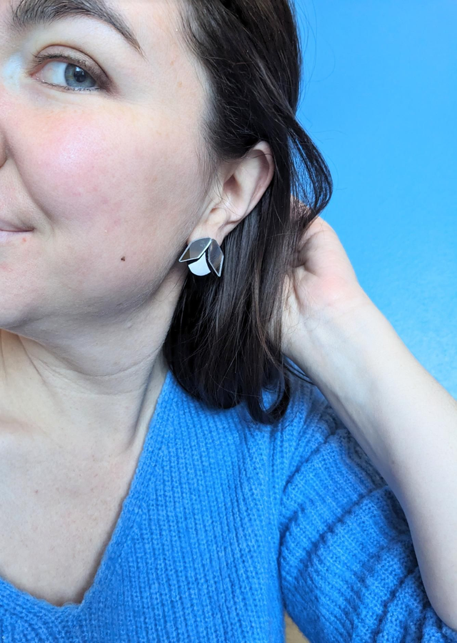 Tulipes Antisocial et Yakalelo Blanches- Clips