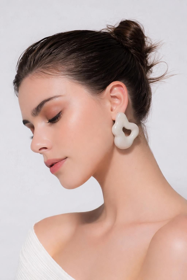 Boucle Salvator - Collection Ivoire 