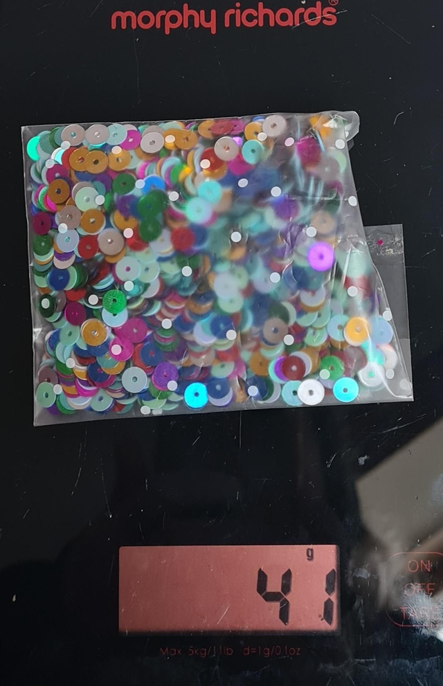 Sequins metallic multicoloured 6mm 40g