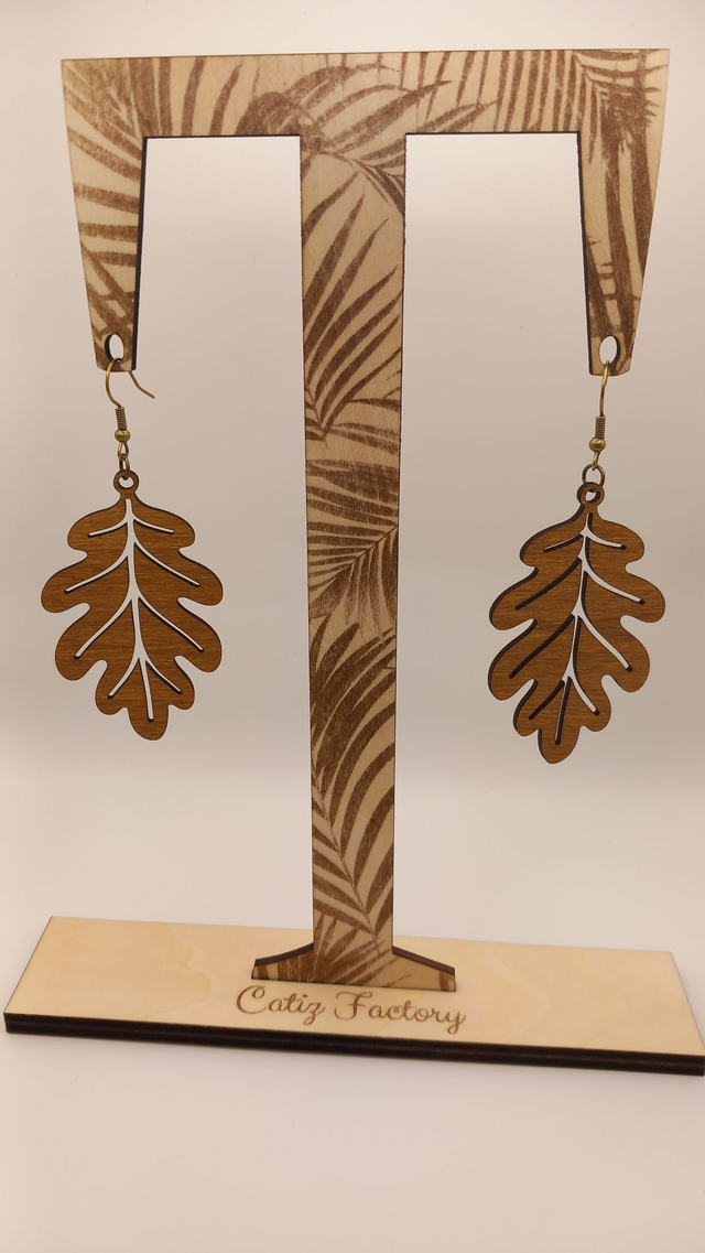 boucles d&#039;oreilles en bois