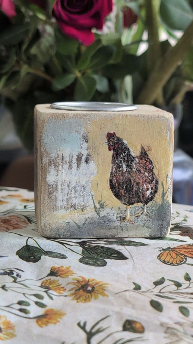 Chicken named Freeda! - Tealight Holder Reclaimed Wood