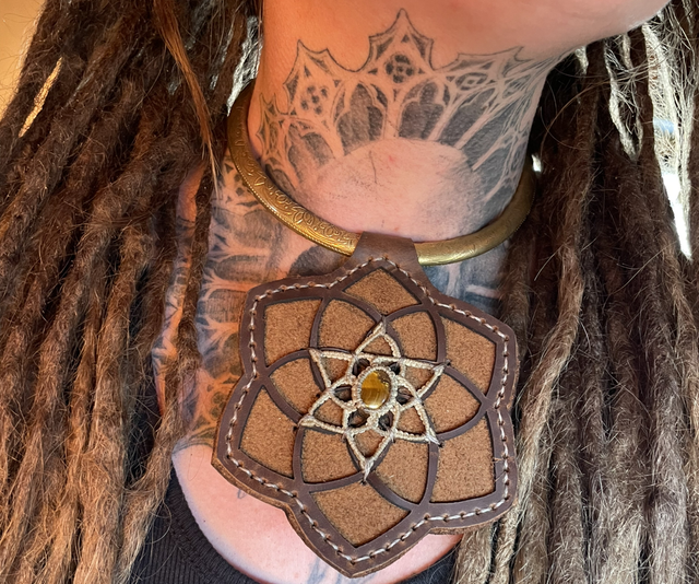 Torque œil de tigre