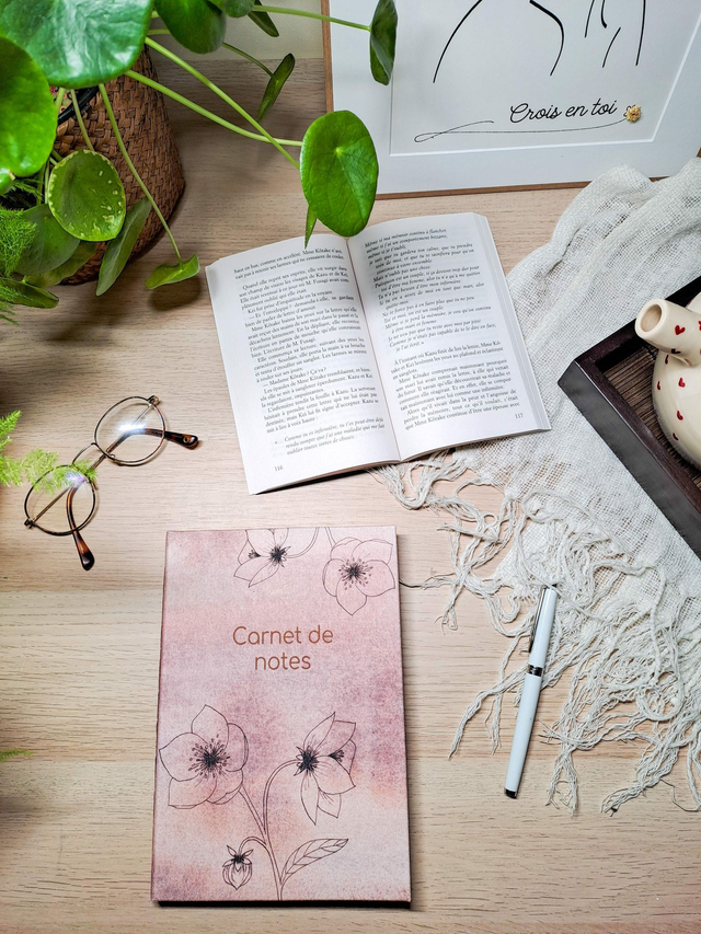 Carnet aux hellébores marron glacé