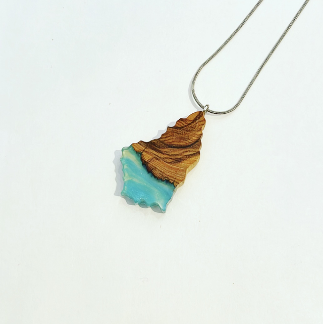 Collier Pendentif Bois D'olivier Et Résine époxy - Losange, 50 Cm, Marron, Neuf Avec étiquettes