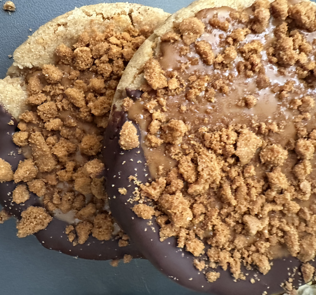 VEGAN BISCOFF DEEP DISH COOKIE