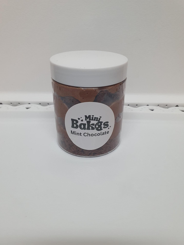 Mint Chocolate Cake Jar  