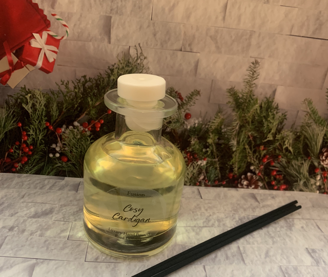 Reed Diffuser - Cosy Cardigan