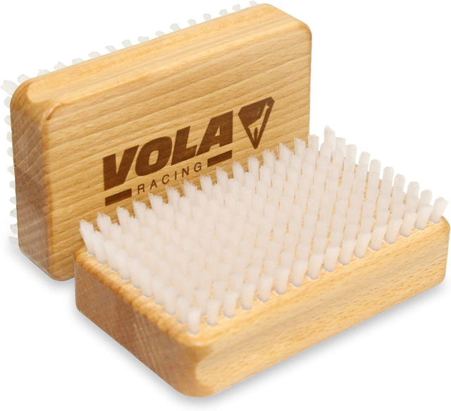 Vola Brosse, Blanc nylon 