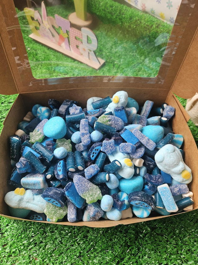  Blue Mix Gift Box OFFER