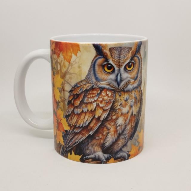 Hiboux feuilles sur les côtés