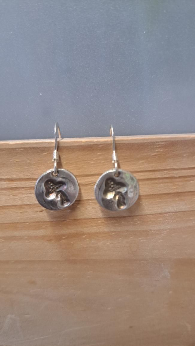 Fungi drop earrings 