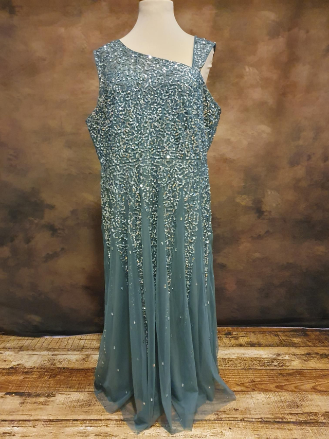 Abendkleid grün 52 mit Pailletten