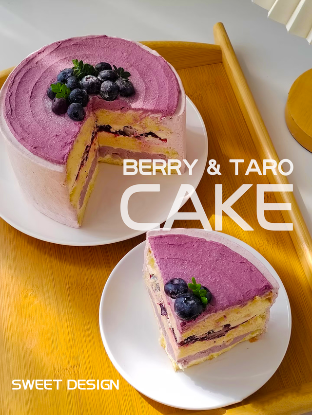 Tort z Taro&Borówki