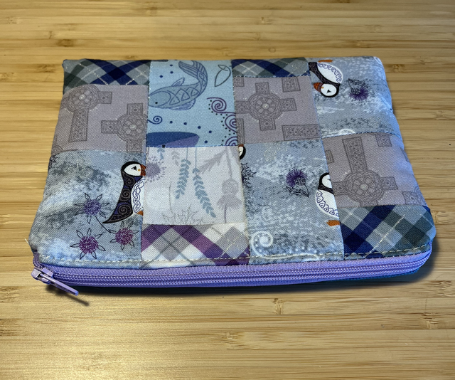 Small cosmetic patchwork pouch puffins 
