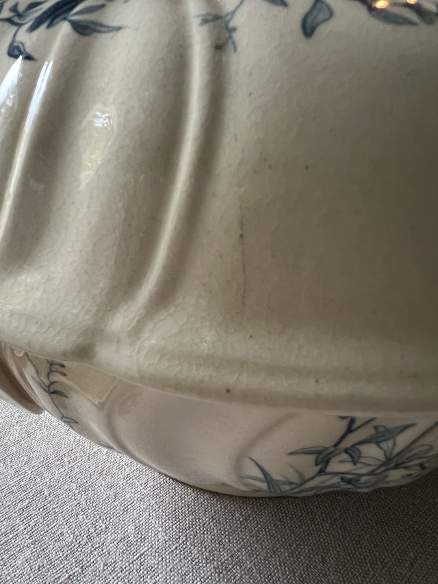 OISEAUX - Petite soupière (ou légumier) aux oiseaux de la manufacture de Gien - Terre de Fer