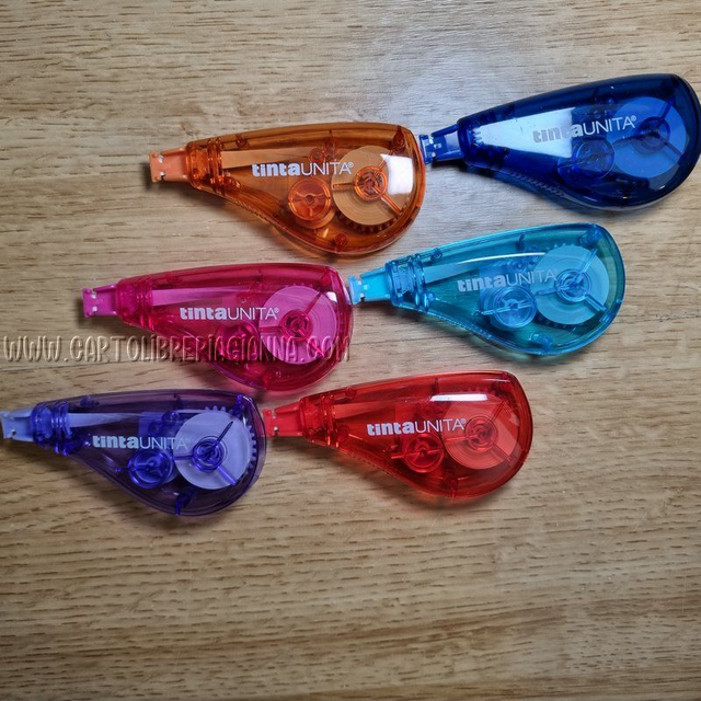 Tinta unita correttore nastro 8 metri con punta piccolo