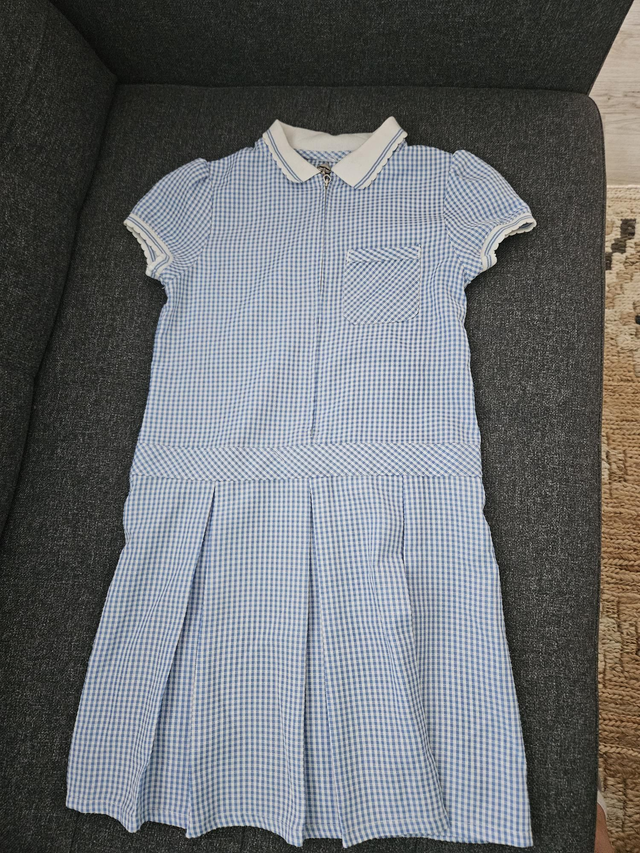 School dress with zip