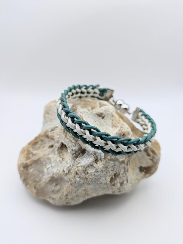 Slim Flat Braid Kumihimo Bracelet (1)