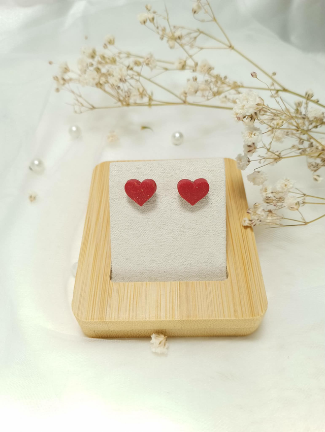 Boucles d'Oreilles "Cœur Rouge Profond"