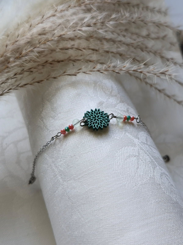 Bracelet Fleur d’Éclat - Vert métal &amp; Chaine couleur argent