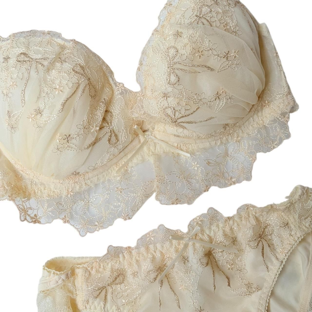 Yellow bow Embroidered Japanese Bra and Underwear set UK 32D 