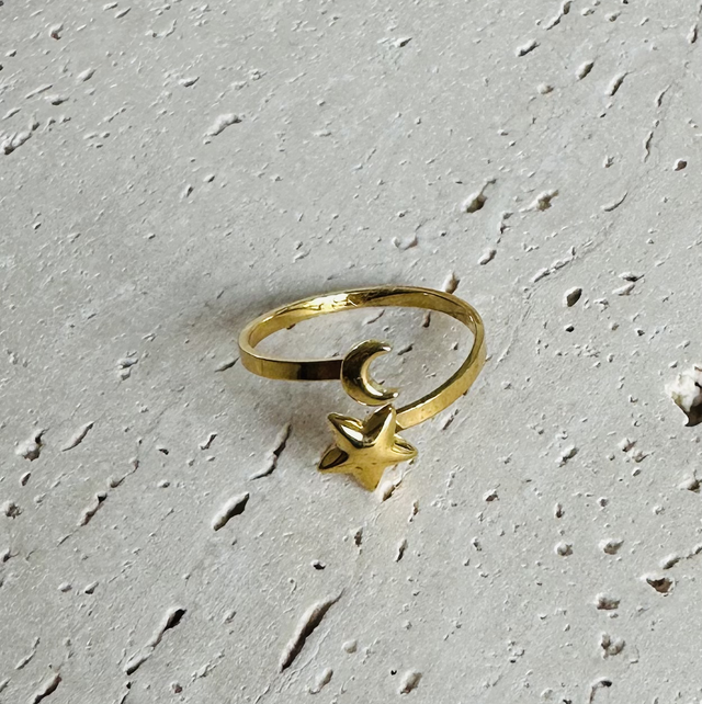 Ring ster en maan 
