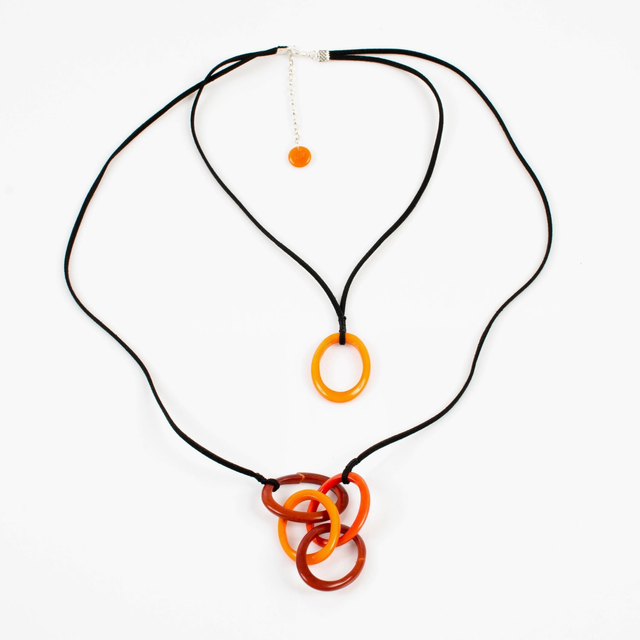 Collier Cadena " Nodova "