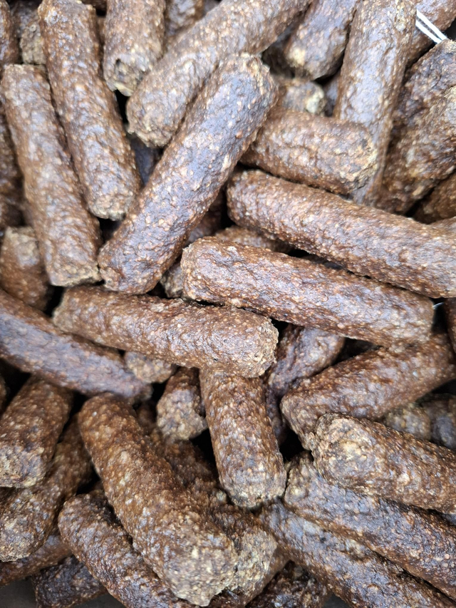 Pick and mix chicken sausage 