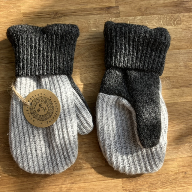 Grey Mix Mittens