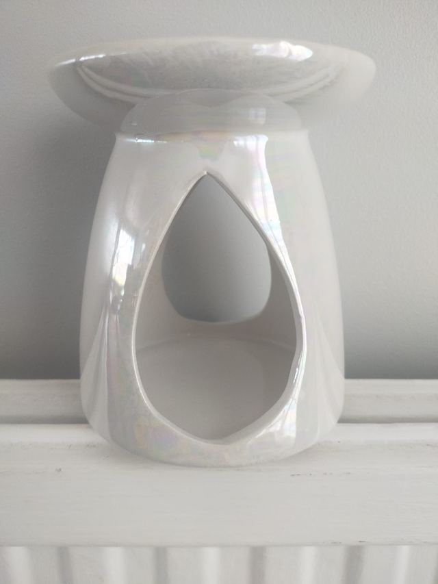 TEAR DROP WAX BURNER