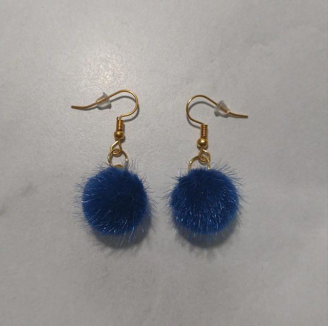 Boucles d'oreilles pompon