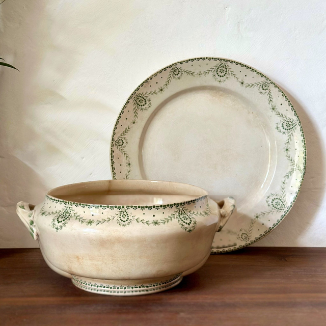 les plats de service Bruxelles, Terre de fer