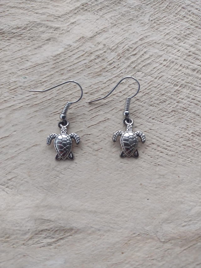 Turtle silver earrings 
