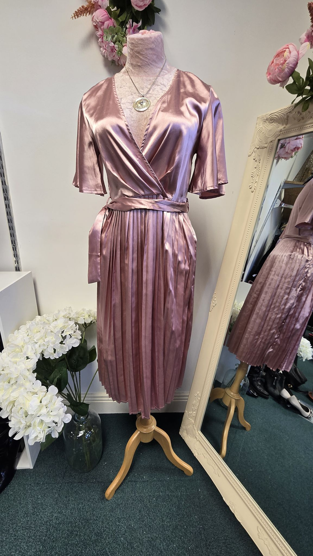 Dusty pink dress