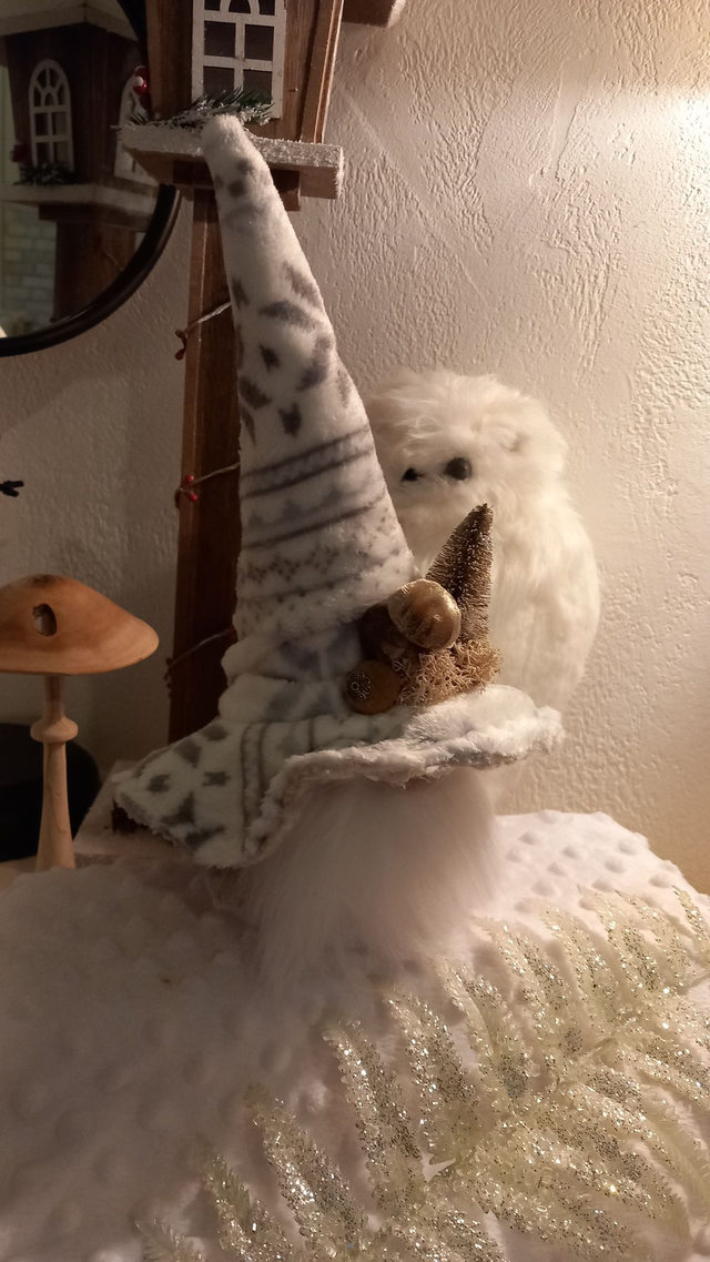 Sorcier " Brumisélène", sorcier décoratif, décoration annuelle, fait main, pièce unique, déco féerique, univers fantastique