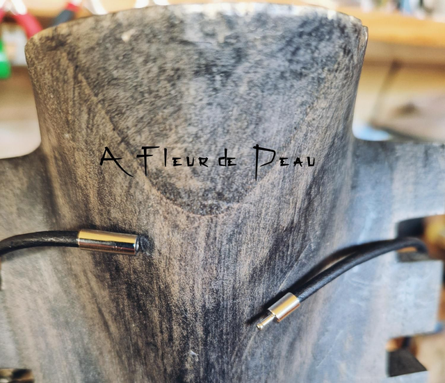 Collier cuir et oeil de tigre