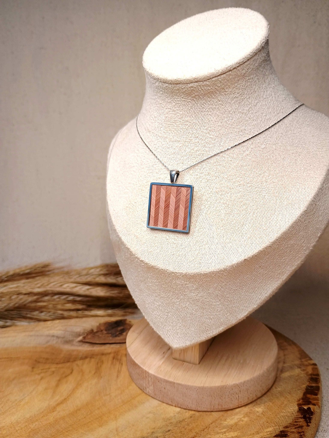 Collier MÉDAILLON Chevron Nude - Acier inoxydable argenté